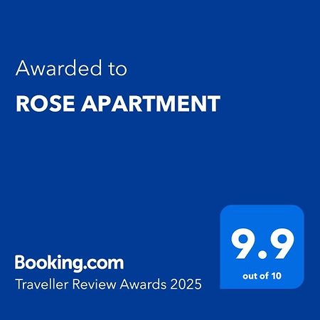 Rose Apartment Piatra Neamţ Buitenkant foto