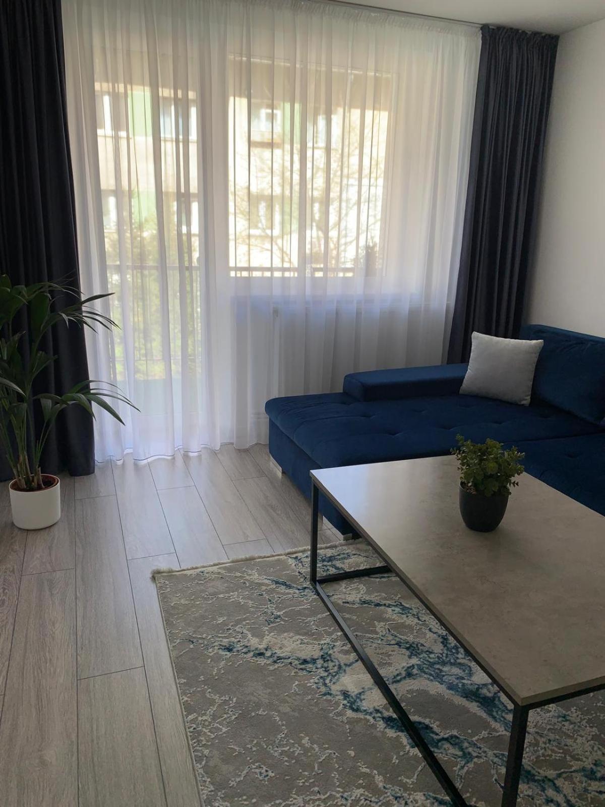 Rose Apartment Piatra Neamţ Buitenkant foto