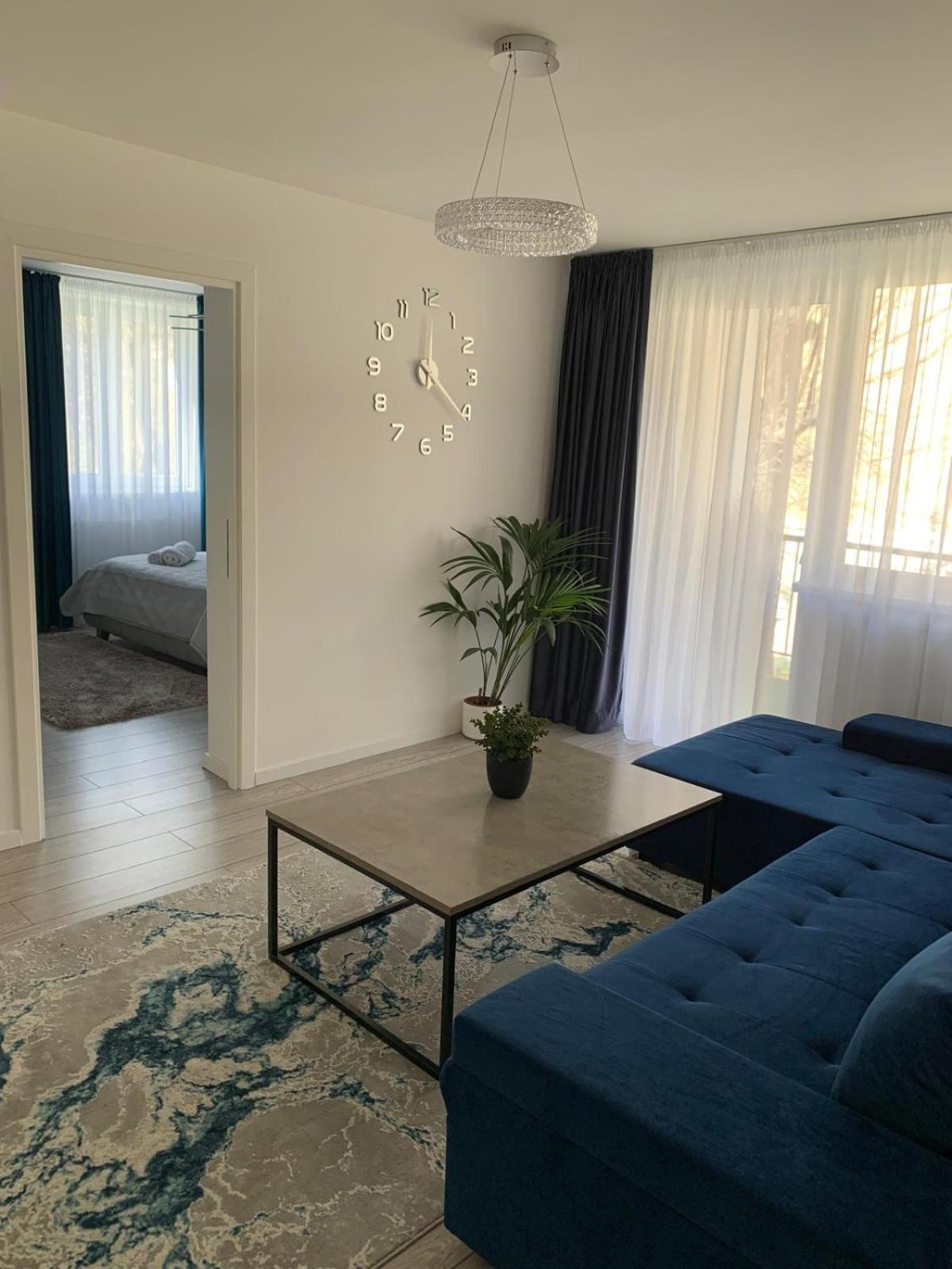 Rose Apartment Piatra Neamţ Buitenkant foto